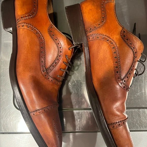 Magnanni Cognac Leather Men's Oxfords - Picture 2 of 4